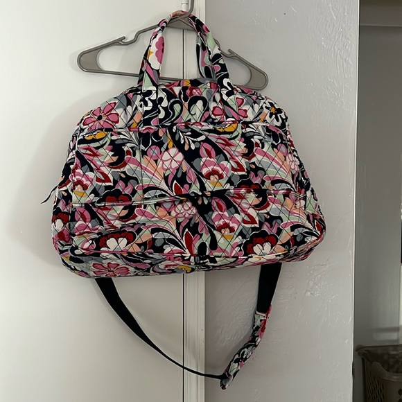 Vera Bradley weekender bag - Picture 1 of 5